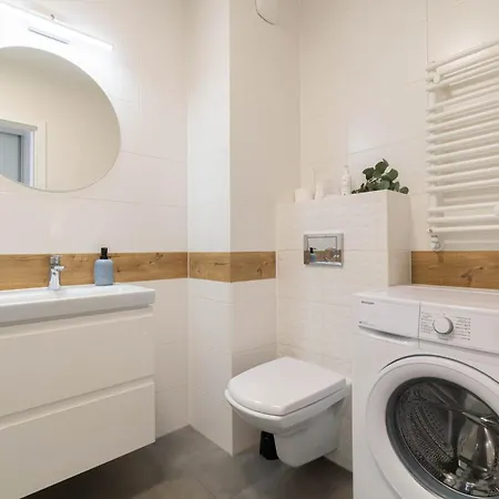 Apartmán Oasis Trzy Stawy - Free Parking - Self Check-In Katovice Exteriér fotografie